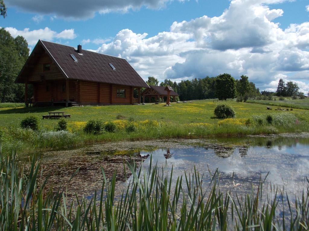 Guest House Kalnini Kārļi Exterior foto